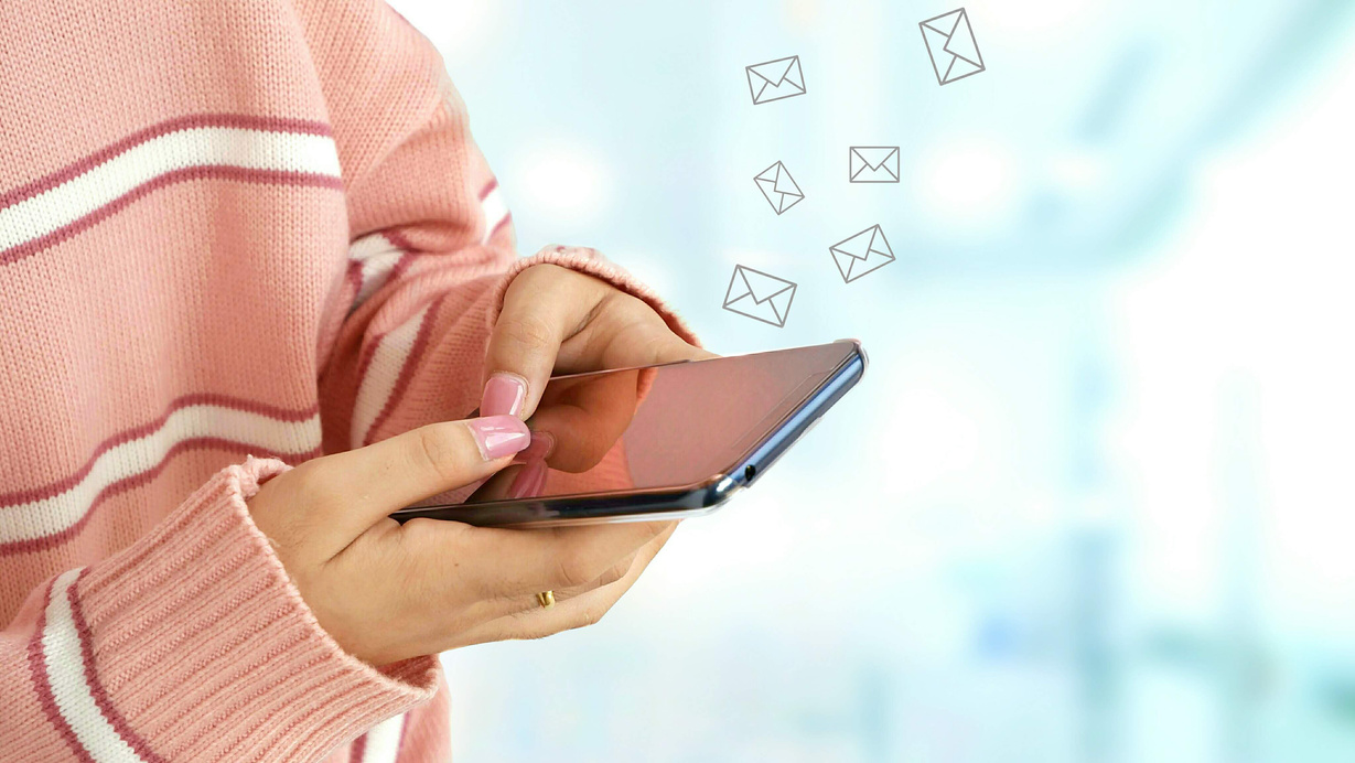 using smartphone sending email